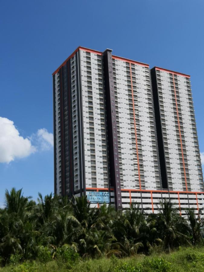 Traveler'S Homestay 旅人窝@ The Venus Sitiawan Kampong Lumut Kiri Exterior foto